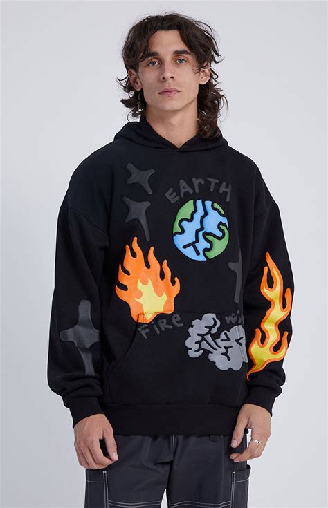 Graphic Hoodie .